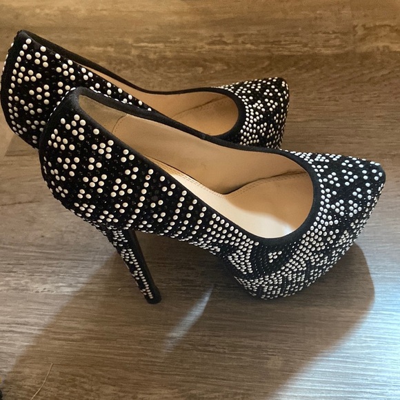 Shi by Journey’s Black & White Beaded Women’s High Heels size 8 (H) - Picture 1 of 6